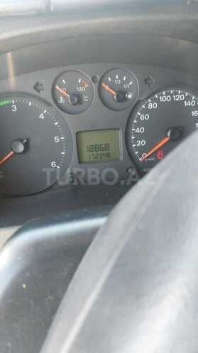 Ford Transit 2006, 172,346 km - 2.2 л - Salyan