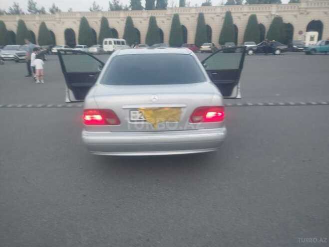 Mercedes E 240 1999, 240,000 km - 2.4 l - Gəncə