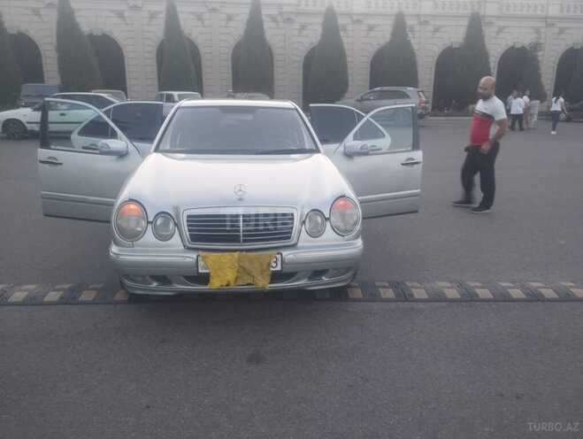 Mercedes E 240 1999, 240,000 km - 2.4 l - Gəncə