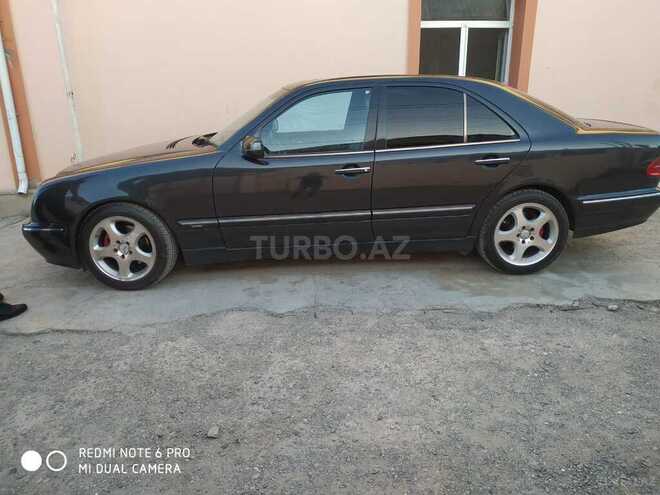 Mercedes E 320 2000, 214,000 km - 3.2 l - Bakı