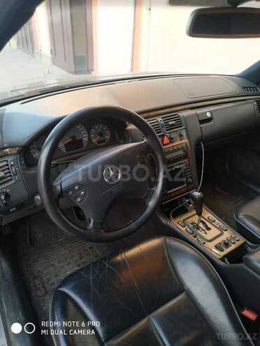 Mercedes E 320 2000, 214,000 km - 3.2 l - Bakı