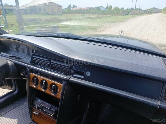 Mercedes A 190 1992, 250,000 km - 2.0 l - Beyləqan