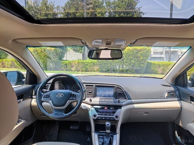 Hyundai Elantra 2017, 76,600 km - 2.0 l - Bakı