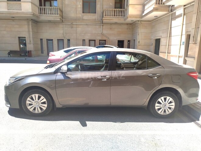 Toyota Corolla 2017, 193,000 km - 1.6 l - Bakı
