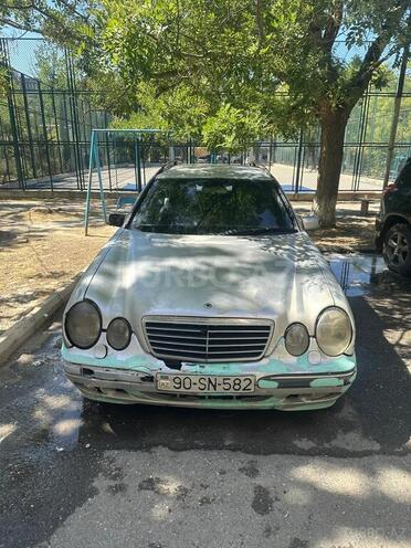 Mercedes E 220 d 1999, 555,000 km - 2.2 л - Bakı