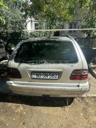 Mercedes E 220 d 1999, 555,000 km - 2.2 л - Bakı