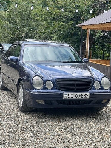 Mercedes E 280 2000, 290,000 km - 2.8 l - Gəncə