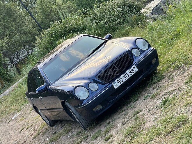 Mercedes E 280 2000, 290,000 km - 2.8 l - Gəncə