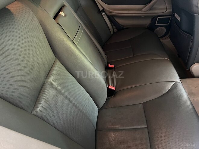 Mercedes E 280 2000, 290,000 km - 2.8 l - Gəncə