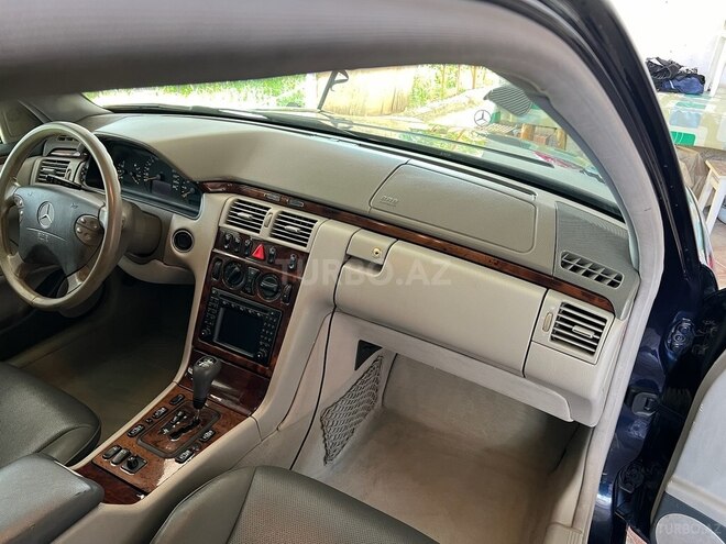Mercedes E 280 2000, 290,000 km - 2.8 l - Gəncə