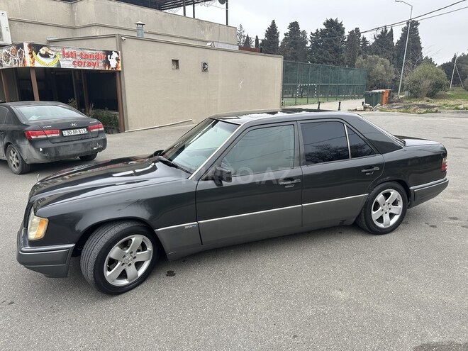 Mercedes E 220 1994, 390,000 km - 2.2 л - Bakı