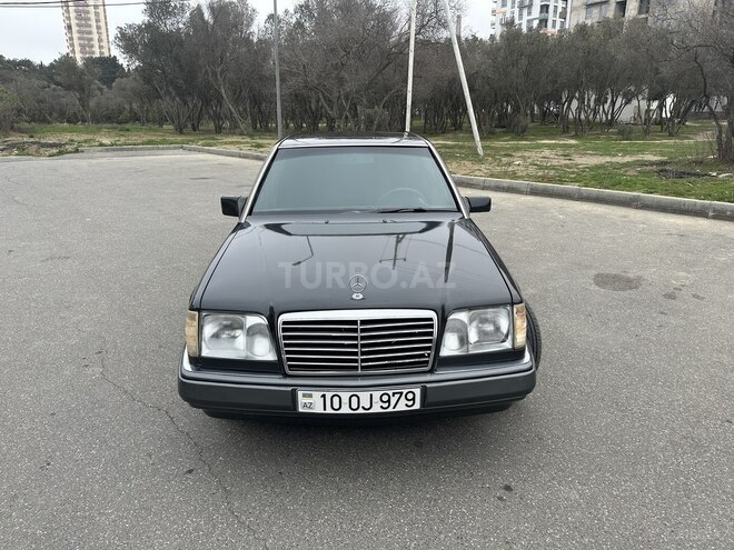 Mercedes E 220 1994, 390,000 km - 2.2 л - Bakı