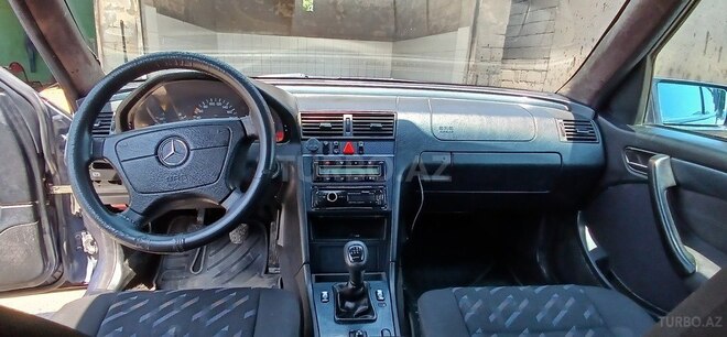 Mercedes C 220 d 1999, 450,000 km - 2.2 l - Saatlı