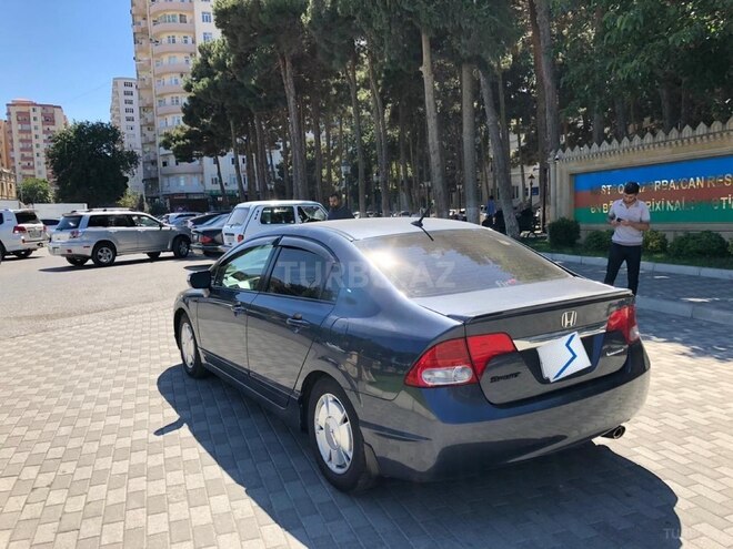 Honda Civic 2009, 215,225 km - 1.3 л - Bakı