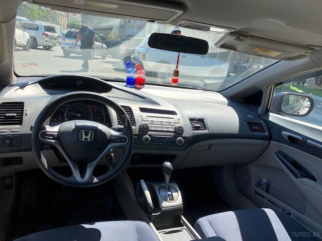 Honda Civic 2009, 215,225 km - 1.3 л - Bakı