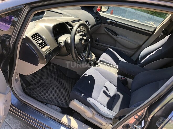 Honda Civic 2009, 215,225 km - 1.3 л - Bakı