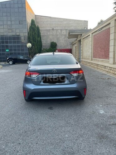 Toyota Corolla 2021, 40,000 km - 1.8 l - Bakı