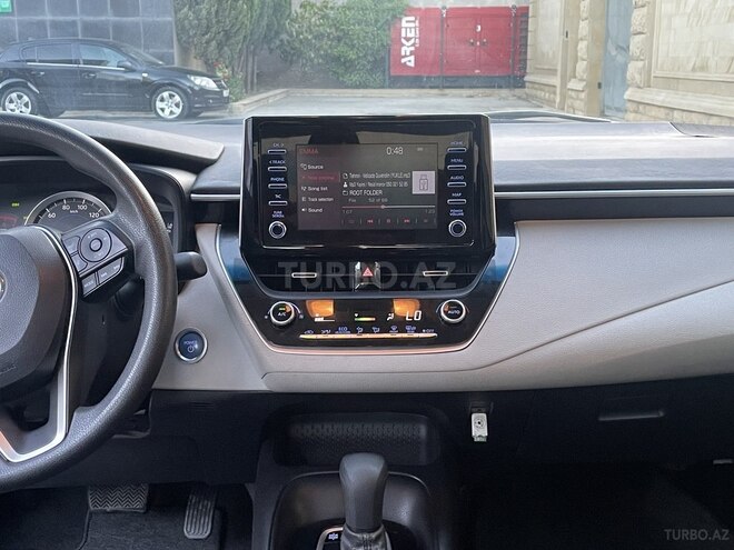 Toyota Corolla 2021, 40,000 km - 1.8 l - Bakı
