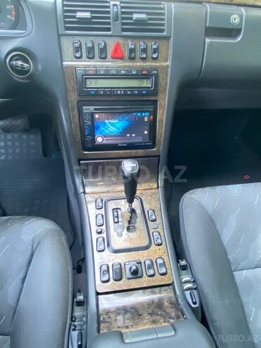 Mercedes E 260 2000, 229,555 km - 2.6 л - Masallı