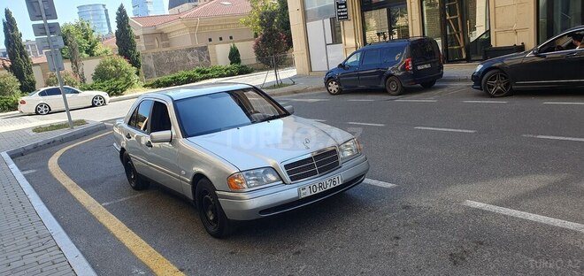 Mercedes C 180 1995, 352,635 km - 1.8 л - Bakı