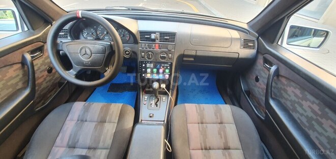 Mercedes C 180 1995, 352,635 km - 1.8 л - Bakı