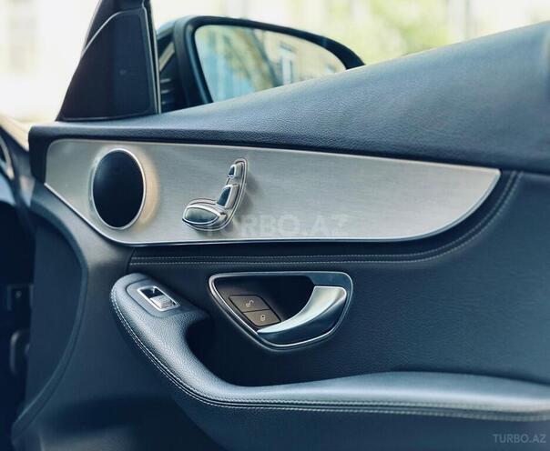 Mercedes C 300 4MATIC 2015, 205,000 km - 2.0 l - Bakı