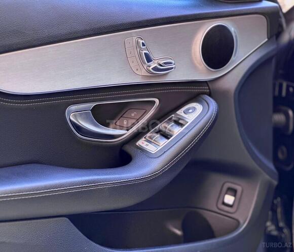 Mercedes C 300 4MATIC 2015, 205,000 km - 2.0 l - Bakı