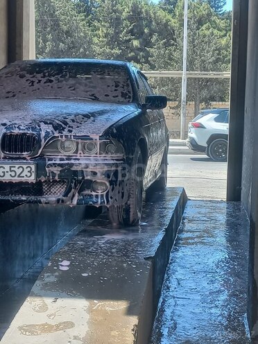 BMW 520e 1996, 500,000 km - 2.5 л - Bakı