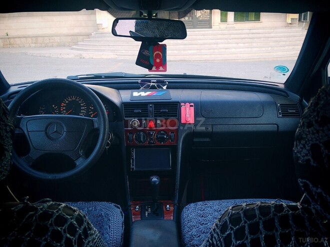 Mercedes C 180 1997, 308,900 km - 1.8 л - Bakı