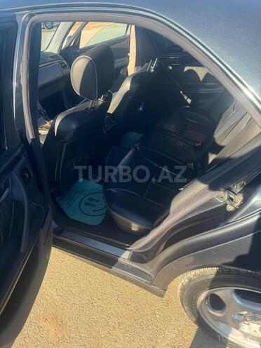 Mercedes E 320 2000, 290,000 km - 3.2 l - Bakı