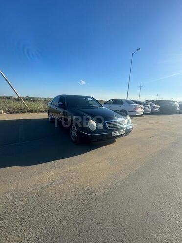 Mercedes E 320 2000, 290,000 km - 3.2 l - Bakı