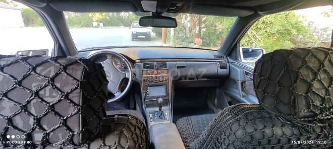 Mercedes E 230 1997, 355,845 km - 2.3 l - Bakı