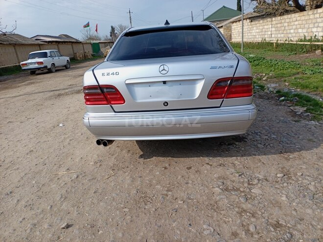 Mercedes E 240 2000, 243,560 km - 2.4 l - Cəlilabad