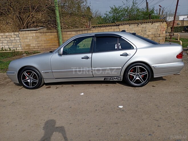 Mercedes E 240 2000, 243,560 km - 2.4 l - Cəlilabad