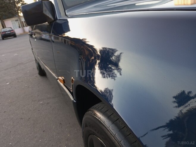 Mercedes E 220 1995, 455,594 km - 2.2 l - Sumqayıt