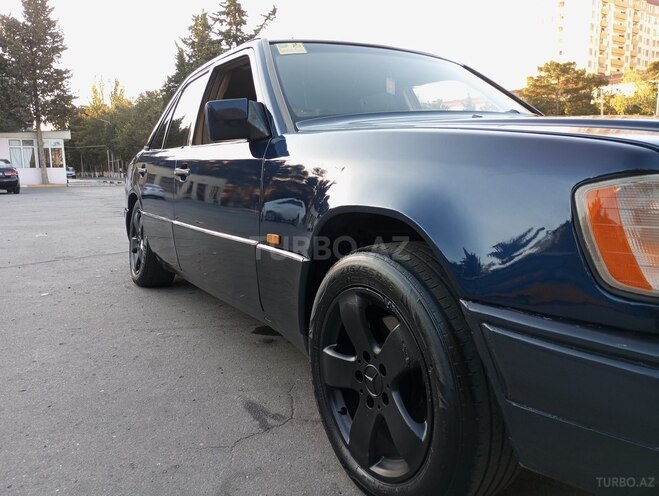 Mercedes E 220 1995, 455,594 km - 2.2 l - Sumqayıt