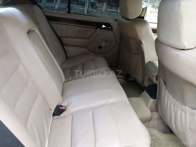 Mercedes E 220 1995, 455,594 km - 2.2 l - Sumqayıt
