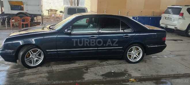 Mercedes E 240 2001, 245,000 km - 2.4 л - Bərdə