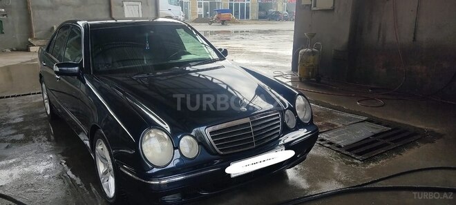 Mercedes E 240 2001, 245,000 km - 2.4 л - Bərdə