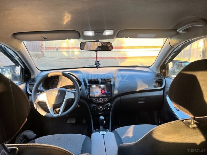 Hyundai Accent 2013, 300,485 km - 1.4 л - Bakı