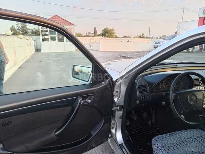 Mercedes C 180 1999, 232,102 km - 1.8 l - Bərdə