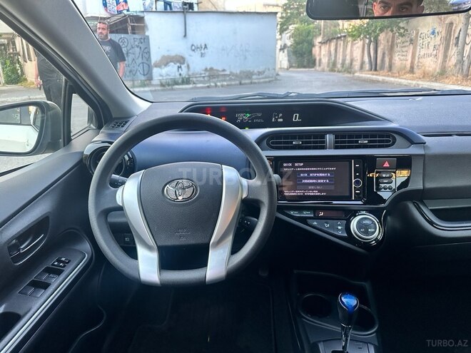 Toyota Aqua 2016, 68,000 km - 1.5 l - Bakı
