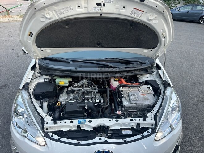 Toyota Aqua 2016, 68,000 km - 1.5 l - Bakı