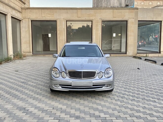 Mercedes E 320 2002, 266,000 km - 3.2 l - Bakı