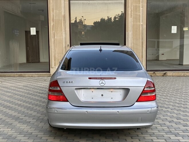 Mercedes E 320 2002, 266,000 km - 3.2 l - Bakı
