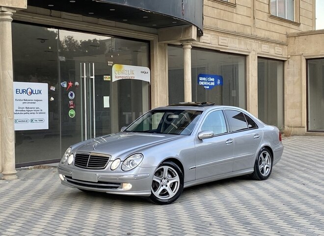 Mercedes E 320 2002, 266,000 km - 3.2 l - Bakı