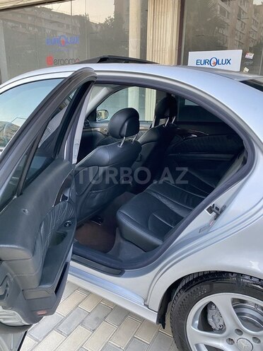 Mercedes E 320 2002, 266,000 km - 3.2 l - Bakı