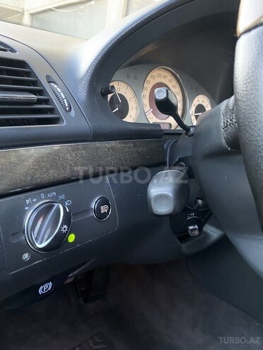 Mercedes E 320 2002, 266,000 km - 3.2 l - Bakı