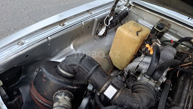 GAZ 3105 2005, 123,000 km - 2.4 l - Qazax