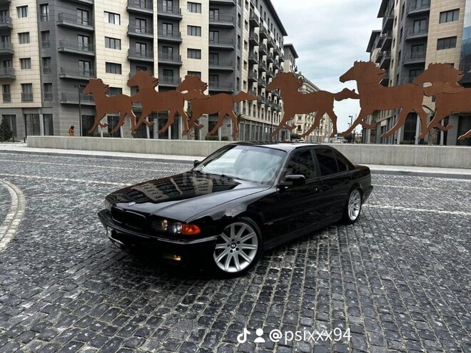 BMW 740 1997, 280,000 km - 4.4 l - Bakı
